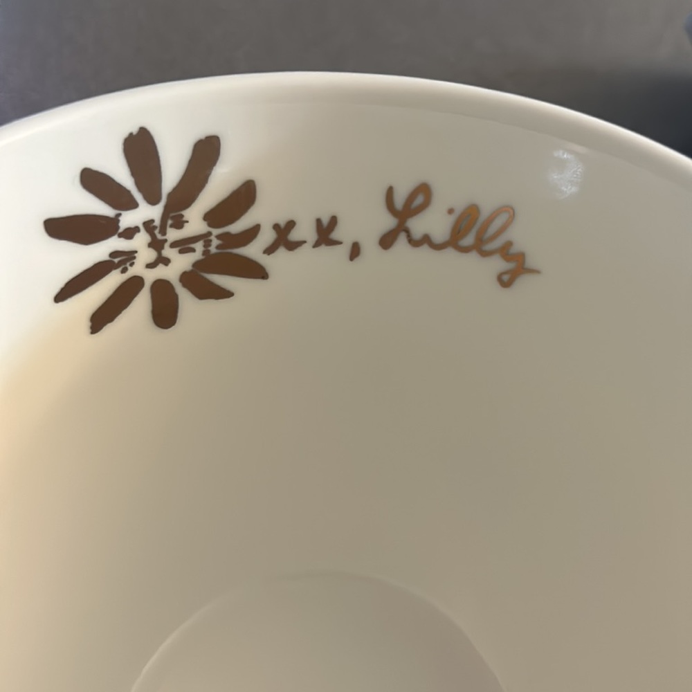Lilly Pulitzer ceramic mugs. Set of two.  12oz size - Picture 15 of 15